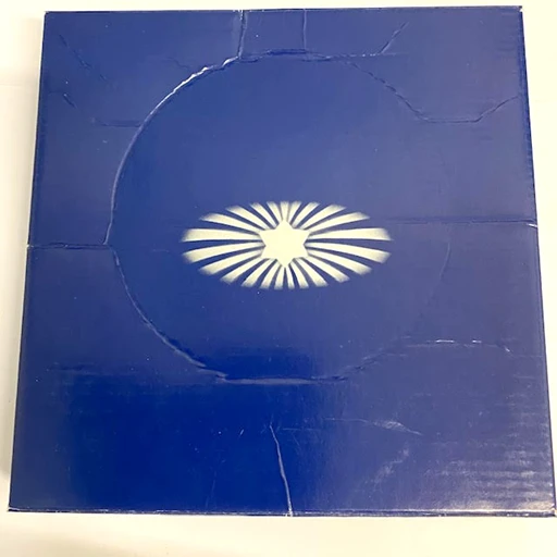 Royal Copenhagen Christmas Plate 1996 'Light The Street Lamps' 6 Royal Copenhagen Christmas Plate 1996 'Light The Street Lamps' - Image 4