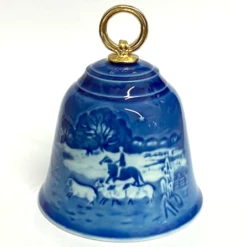 Bing & Grondahl Christmas Bell 2011 'Home For Christmas'