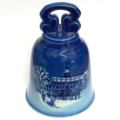 Royal Copenhagen Christmas Bell 1992 'Chr. VIII's Karet'
