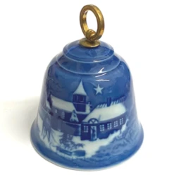 Bing & Grondahl Christmas Bell 1992 'The Pastor's Farm'