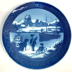 Royal Copenhagen Christmas Plate 1998 'Welcome Home'