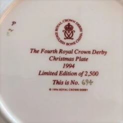 Royal Crown Derby 1994 Old Imari Christmas 8.5" Plate -Spode Xmas Store image3 1536243447
