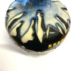 Moorcroft - Christmas In The Pots Vase 72/6 -Spode Xmas Store vase4 1609326371